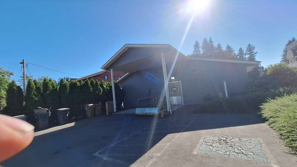 430 N Main St, Brownsville, OR for sale - Building Photo - Image 3 of 5