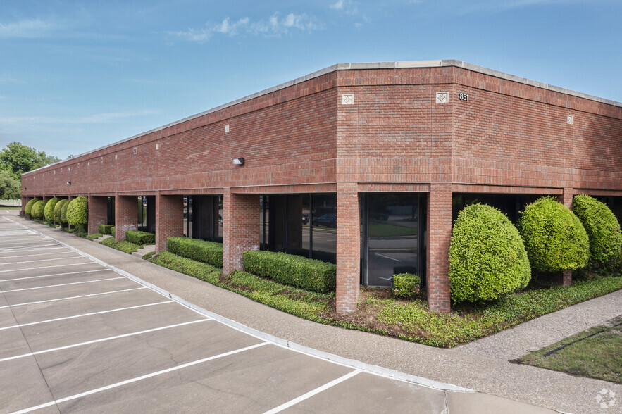 850 E Arapaho Rd, Richardson, TX for lease - Building Photo - Image 1 of 10