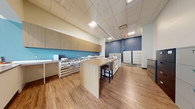 800 Carnarvon St, New Westminster, BC for lease Interior Photo- Image 1 of 20