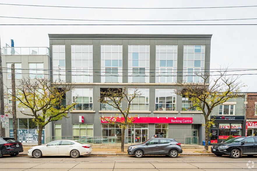 1852 Queen St E, Toronto, ON à louer - Photo du bâtiment - Image 2 de 2