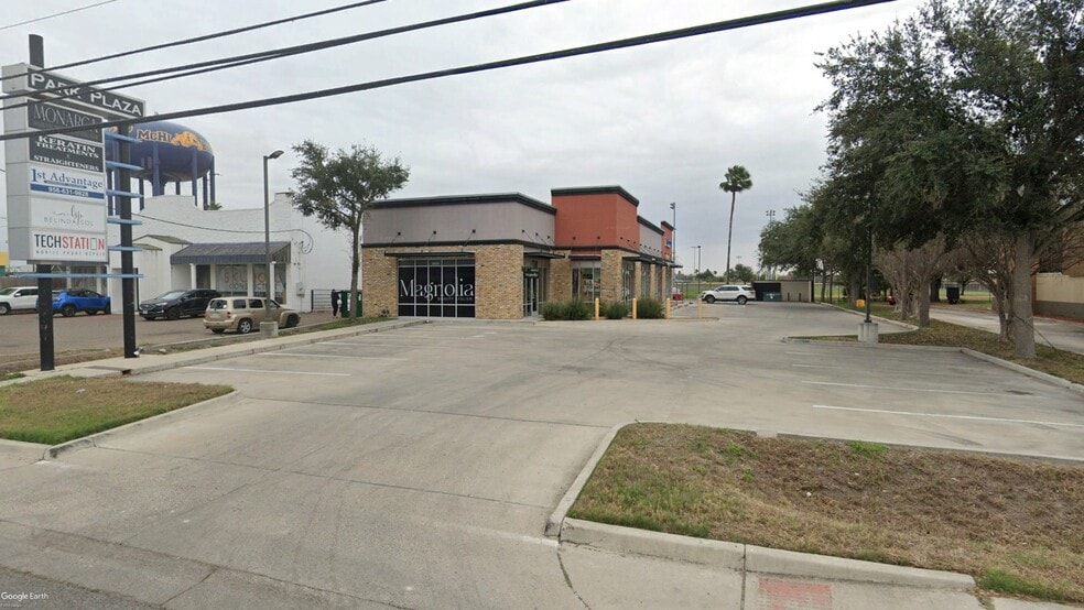 1800 N 23rd St, McAllen, TX for lease - Building Photo - Image 2 of 4