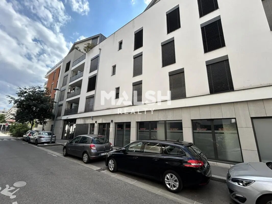 Office in Lyon for lease Building Photo- Image 1 of 15