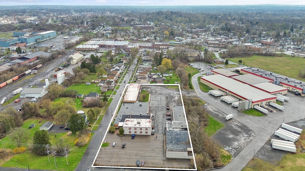 34 Wright Ave, Auburn, NY à vendre - Photo du bâtiment - Image 2 de 53