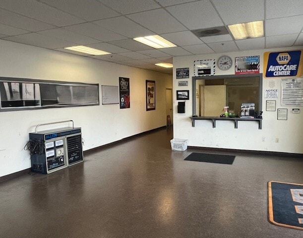 5375 Procyon St, Las Vegas, NV à louer - Photo intérieure - Image 2 de 13