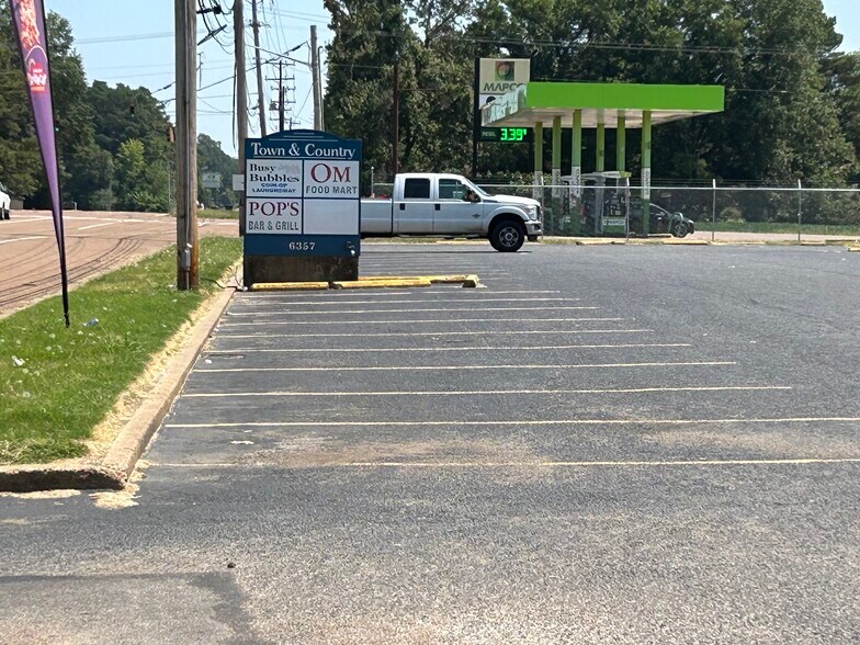 6347-6359 E Navy Rd, Millington, TN à vendre - Photo du bâtiment - Image 3 de 30