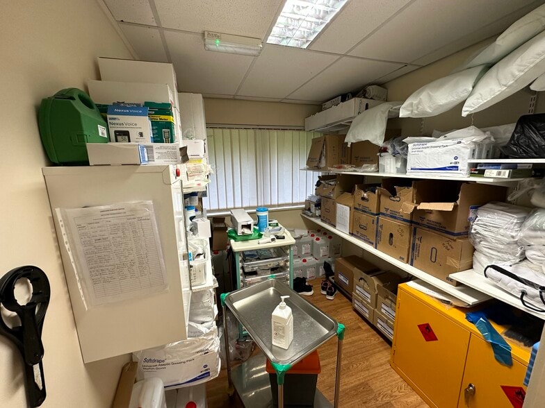 Lamplugh Rd, Cockermouth for lease - Interior Photo - Image 3 of 9