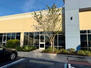 8119 S Orange Ave, Orlando, FL for lease Interior Photo- Image 1 of 2