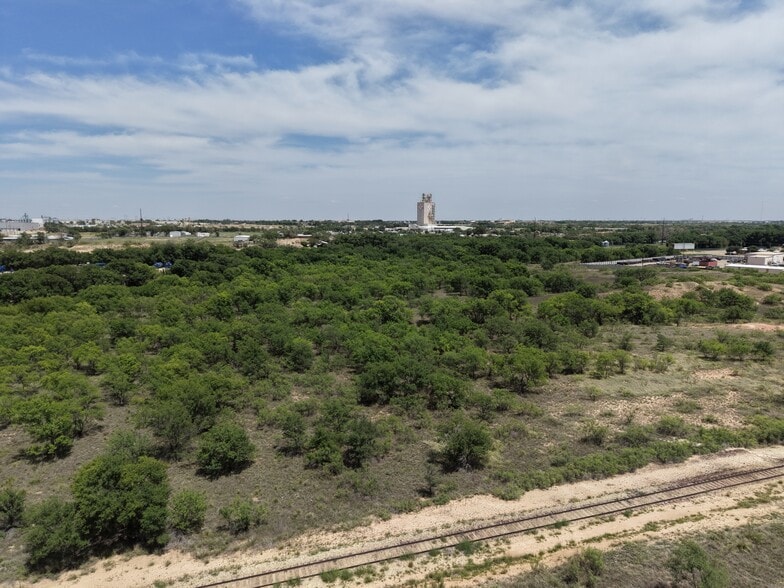1620 N Loop 289, Lubbock, TX à vendre - Photo du bâtiment - Image 3 de 15