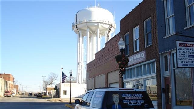 120 E Main St, Sedalia, MO for sale - Primary Photo - Image 1 of 4
