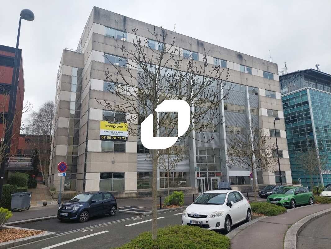 41 Boulevard Vauban, Guyancourt for lease Building Photo- Image 1 of 9