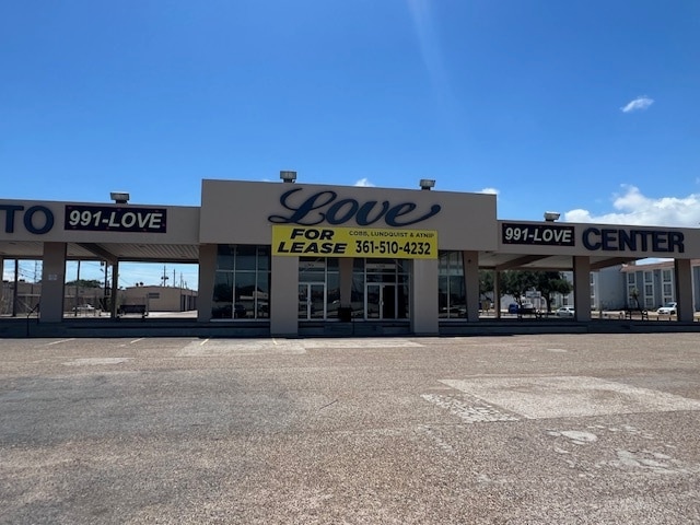 4401 S Padre Island Dr, Corpus Christi, TX for lease - Building Photo - Image 1 of 19