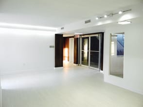226 Bathurst St, Toronto, ON for lease Interior Photo- Image 1 of 17