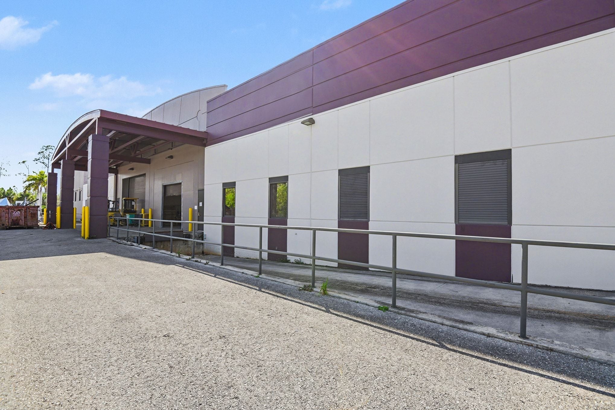 11600 Adelmo Ln, Fort Myers, FL for lease Building Photo- Image 1 of 8