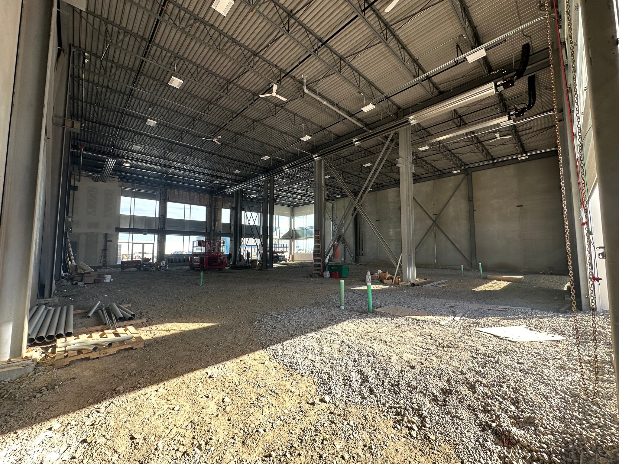 7071 107 Av SE, Calgary, AB for sale Interior Photo- Image 1 of 1