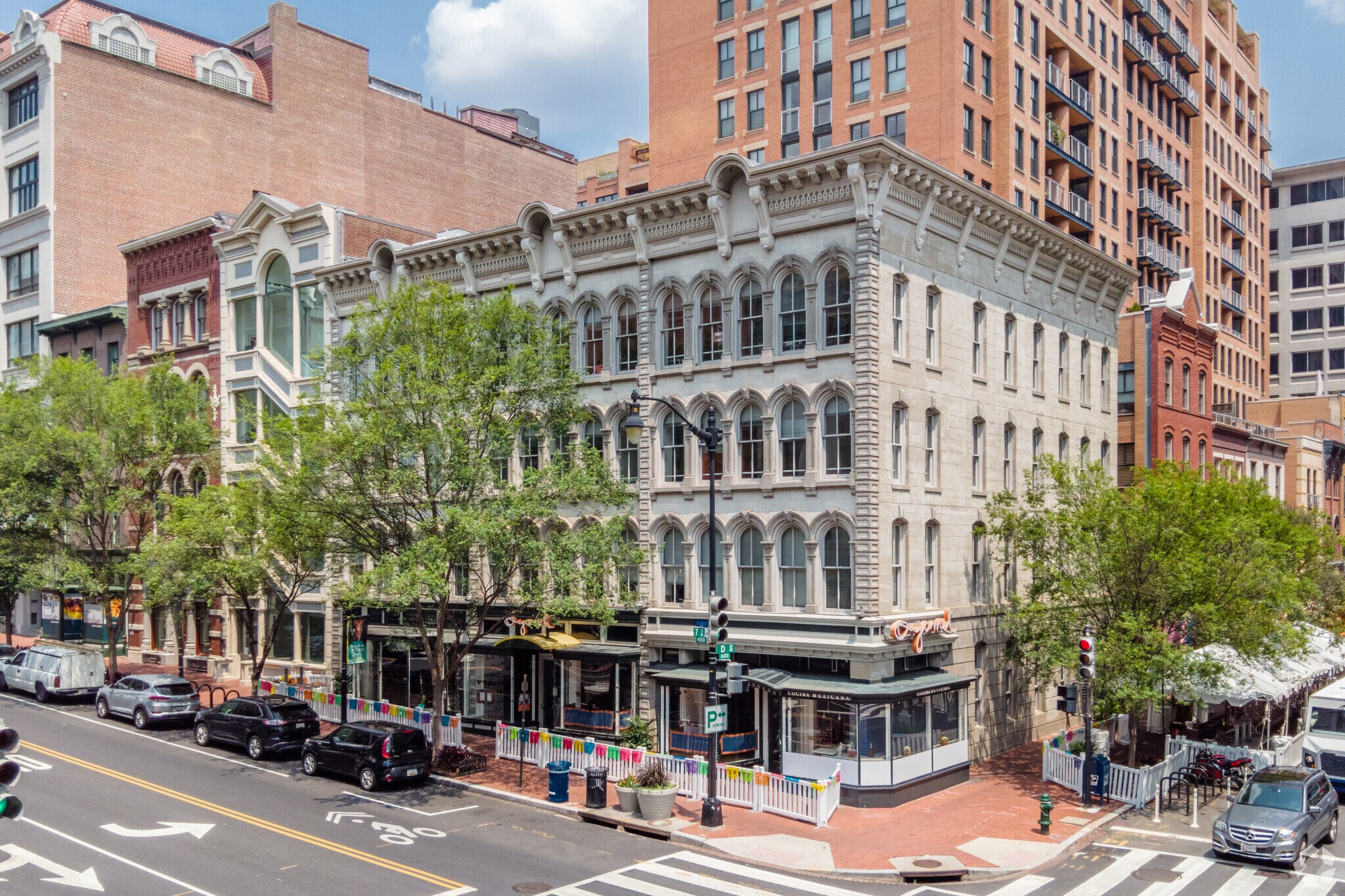 401-409 7th St NW, Washington, DC à louer Photo du bâtiment- Image 1 de 12