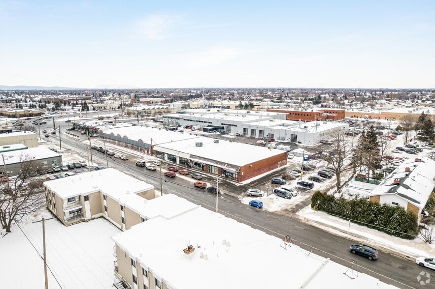299-305 Rue Lawrence, Longueuil, QC for sale - Aerial - Image 2 of 5