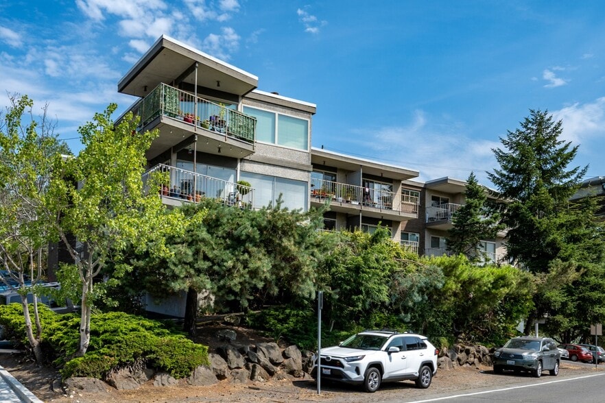 401 NE 40th St, Seattle, WA for sale - Building Photo - Image 2 of 6