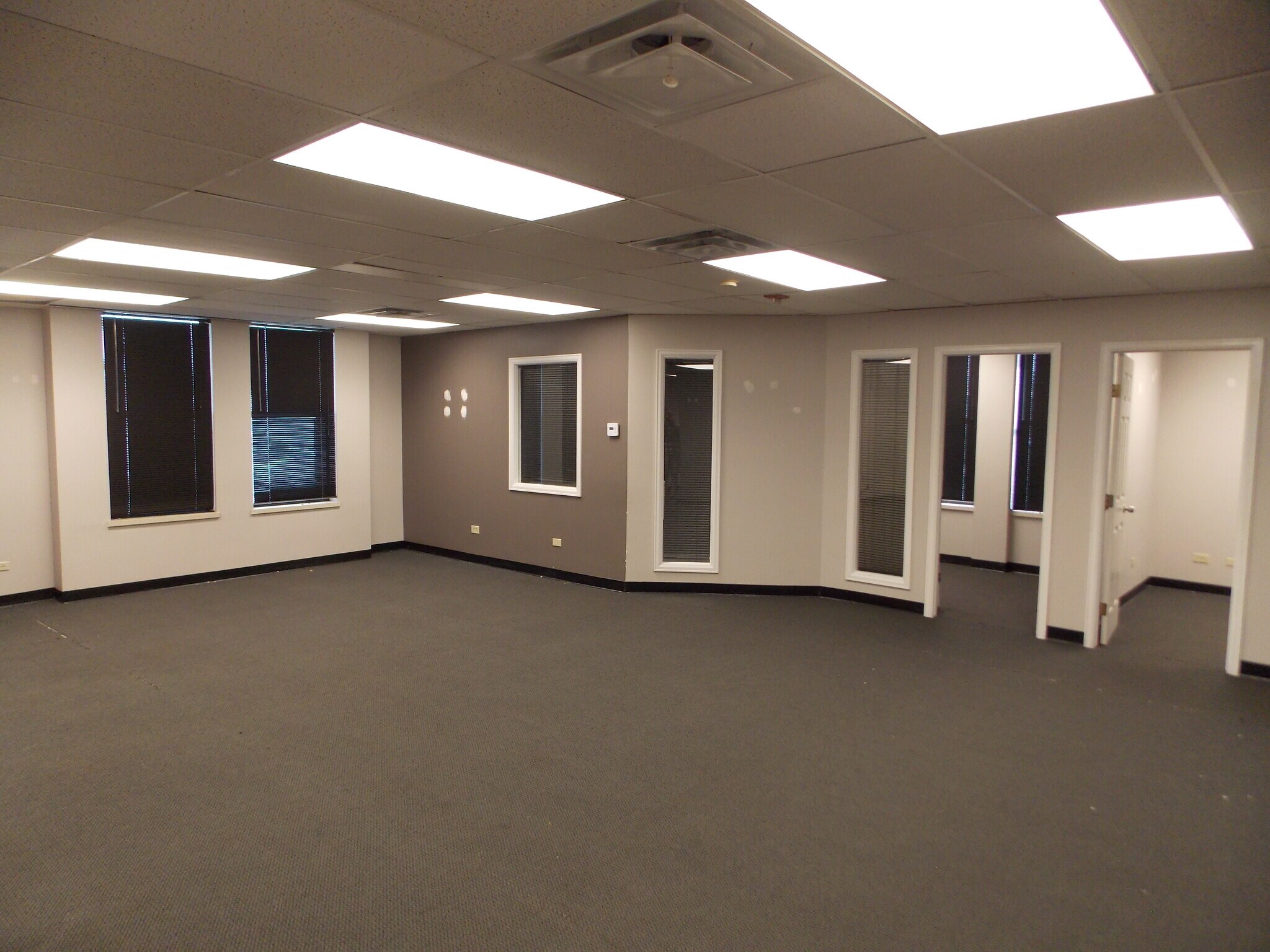 6595 S Dayton St, Greenwood Village, CO for lease Interior Photo- Image 1 of 3