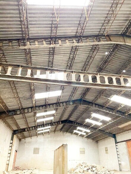 Industrial in Villamayor, Salamanca for sale - Interior Photo - Image 2 of 7