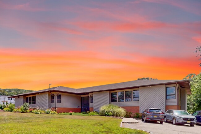 More details for 7 Waterloo Rd, Stanhope, NJ - Office for Sale