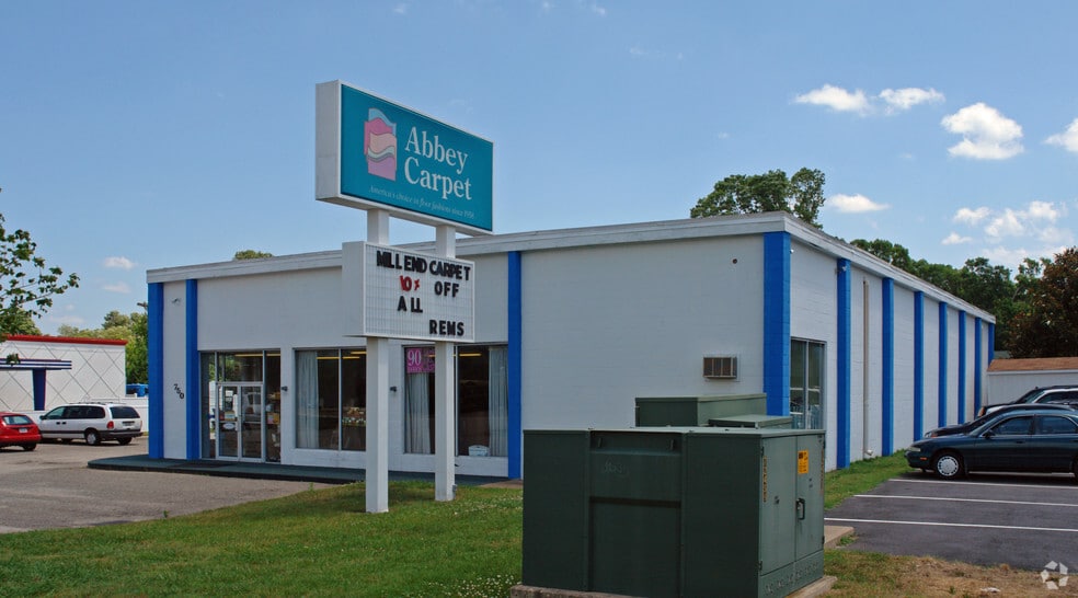 750 J Clyde Morris Blvd, Newport News, VA for sale - Building Photo - Image 3 of 5