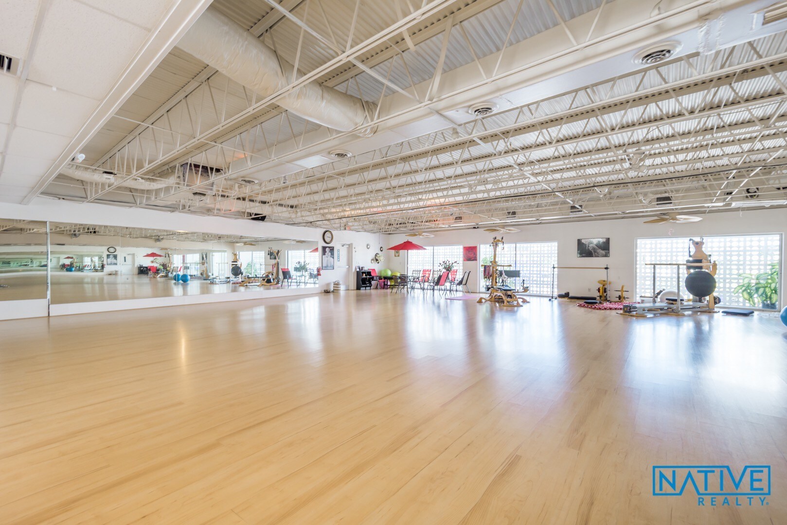 218 Commercial Blvd, Fort Lauderdale, FL à louer Autre- Image 1 de 26