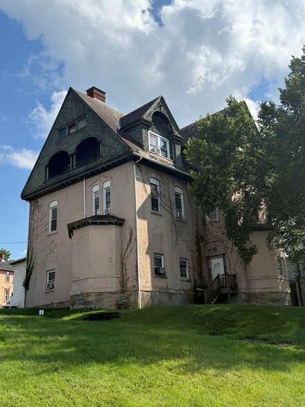 517 S Main St, Washington, PA for sale - Building Photo - Image 3 of 4