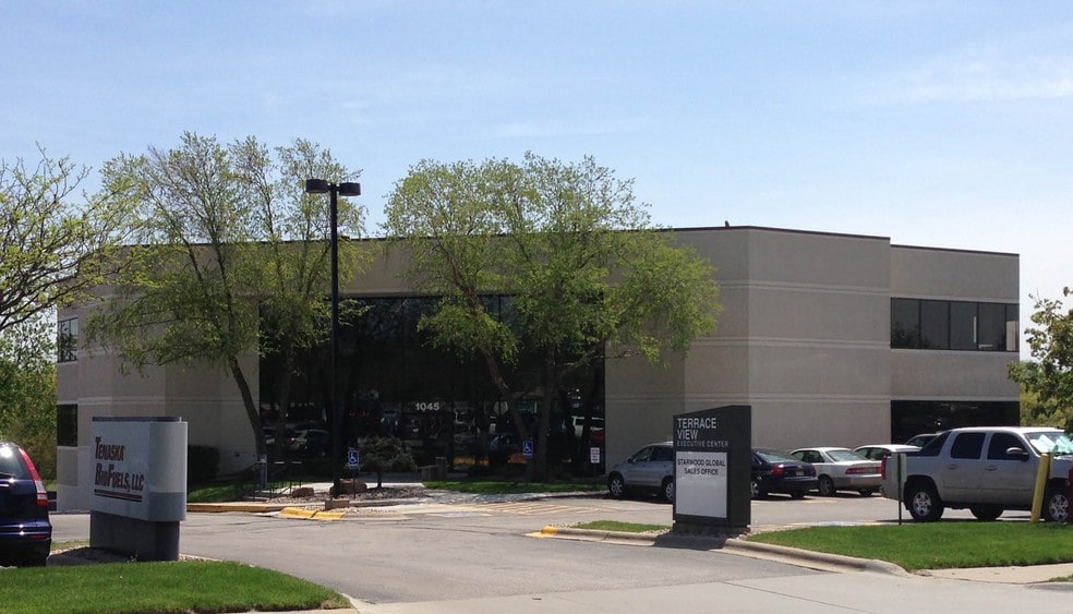 1045 N 115th St, Omaha, NE for lease - Building Photo - Image 3 of 3