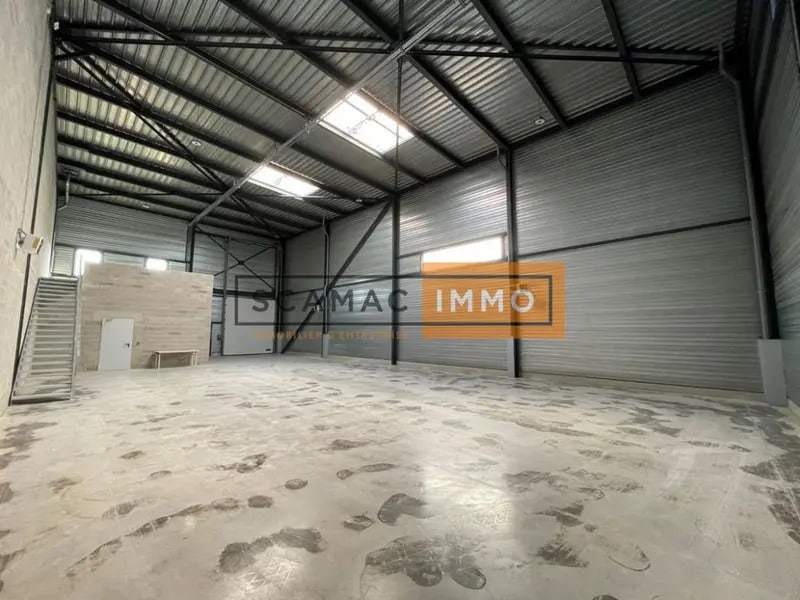 Industrial in Vaires-sur-Marne for lease Building Photo- Image 1 of 6