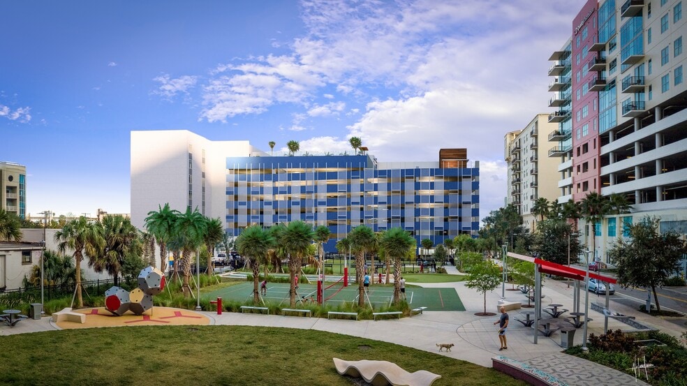 1240 E Madison St, Tampa, FL à louer - Photo du bâtiment - Image 2 de 5