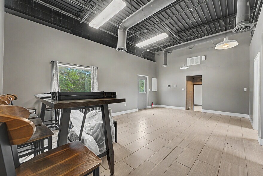 1039 N Owasso Ave, Tulsa, OK à louer - Photo du bâtiment - Image 3 de 14