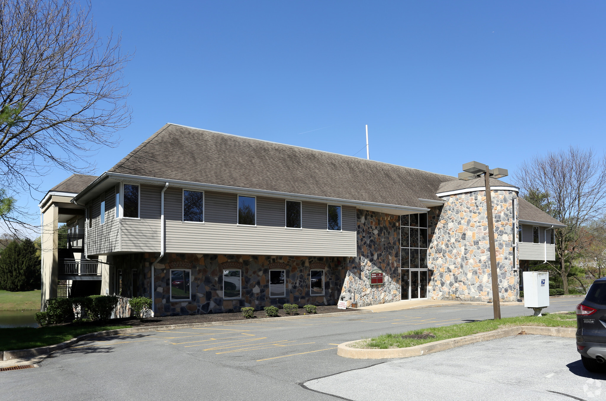 101 Ponds Edge Dr, Chadds Ford, PA for sale Primary Photo- Image 1 of 1