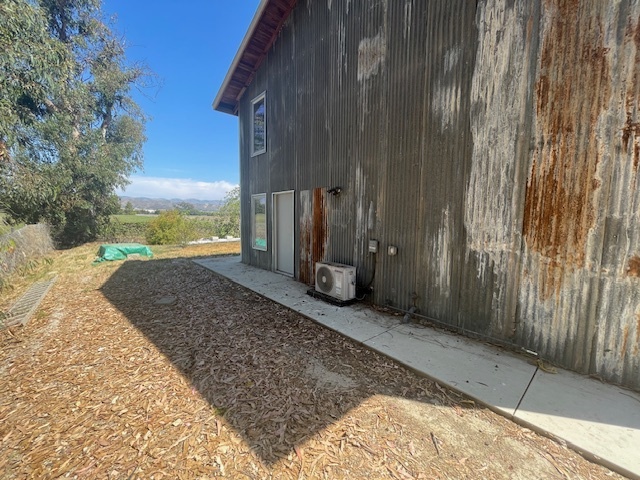 913 Shell Road Rd, Santa Paula, CA for lease - Building Photo - Image 2 of 9