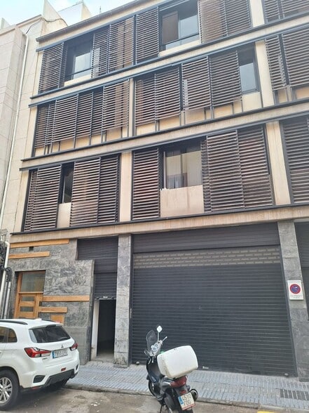 Calle Galileo, 41, Las Palmas de Gran Canaria, Las Palmas for sale - Building Photo - Image 3 of 14