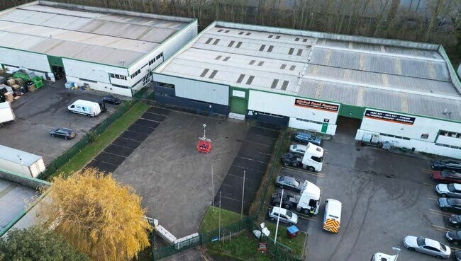 Plus de détails pour 29 Lyveden Road, Northampton - Industriel à louer