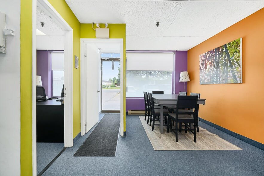 676 Monarch Ave, Ajax, ON for sale - Building Photo - Image 3 of 7