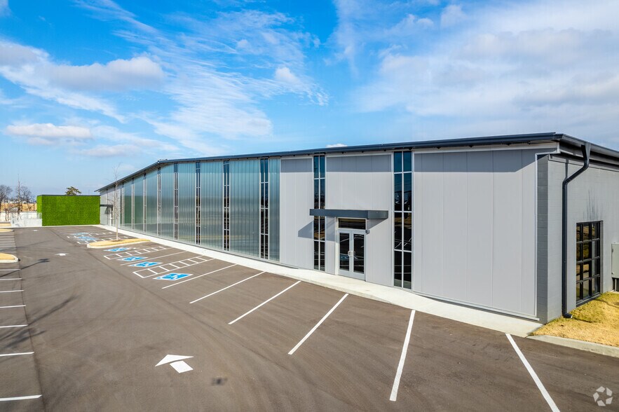 3040 Sidco Dr, Nashville, TN à louer - Photo principale - Image 1 de 23