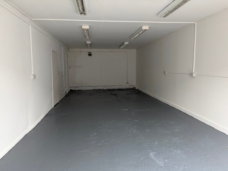 Ongar Rd, Dunmow à louer - Photo du bâtiment - Image 2 de 17