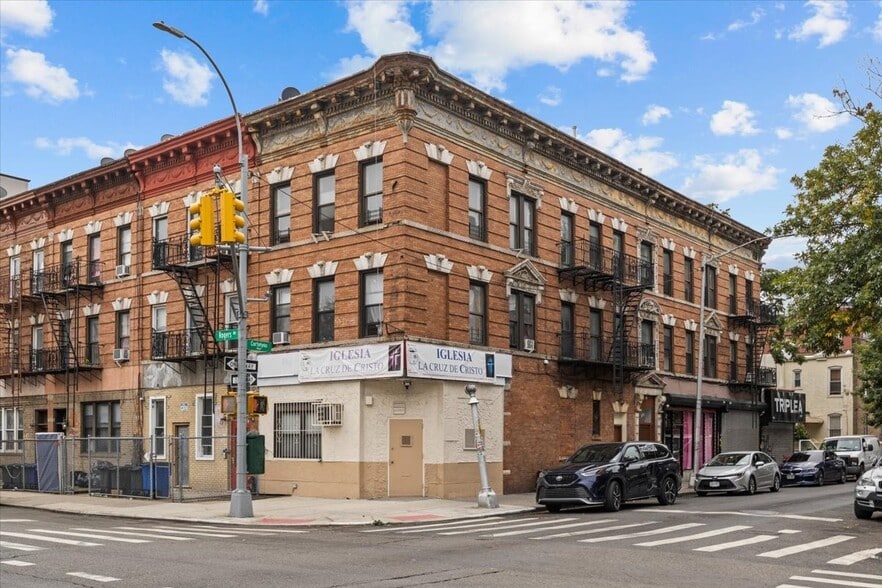 1056 Rogers Ave, Brooklyn, NY for sale - Building Photo - Image 2 of 5