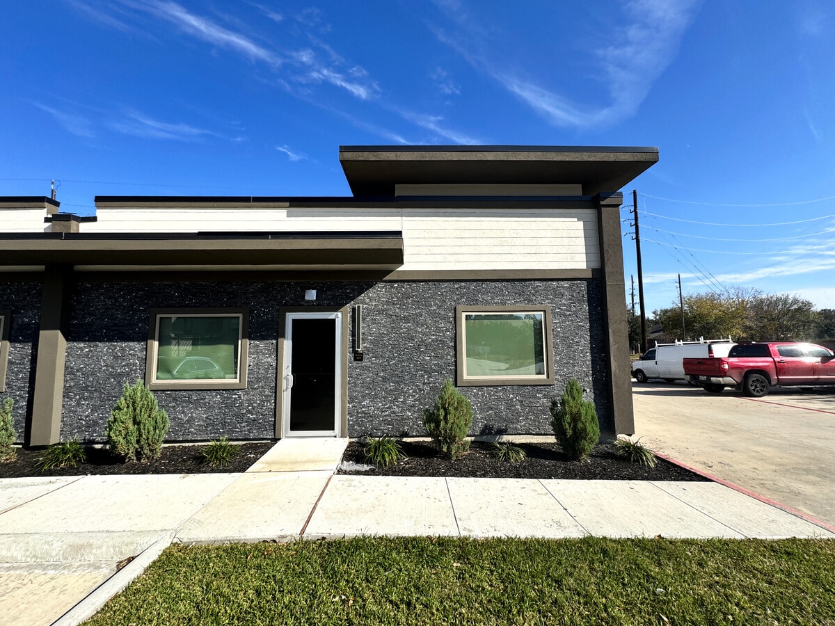 8815 West Rd, Houston, TX 77064 - Unit 304 -  - Interior Photo - Image 2 of 16