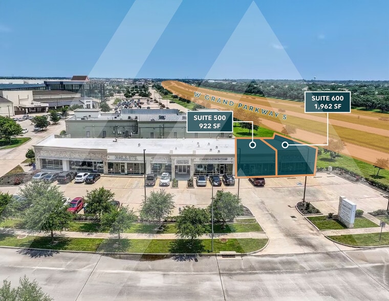 5530-5550 Long Prairie Ter, Richmond, TX à louer - Photo du bâtiment - Image 2 de 14