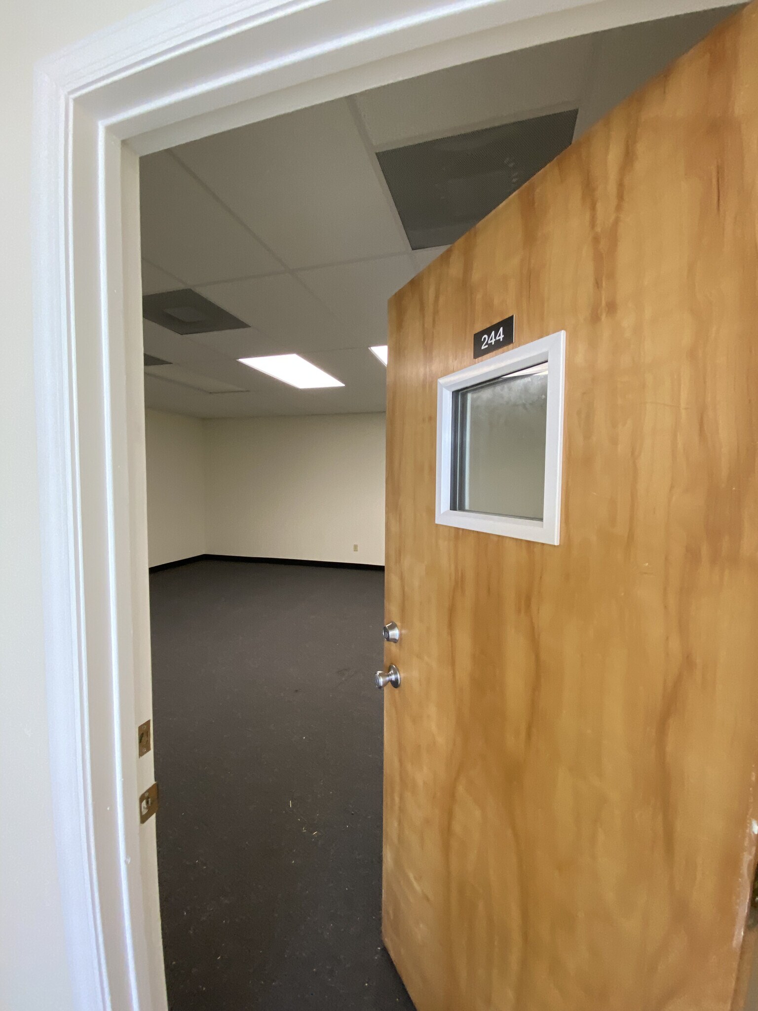 3880 S Washington Ave, Titusville, FL for lease Interior Photo- Image 1 of 2