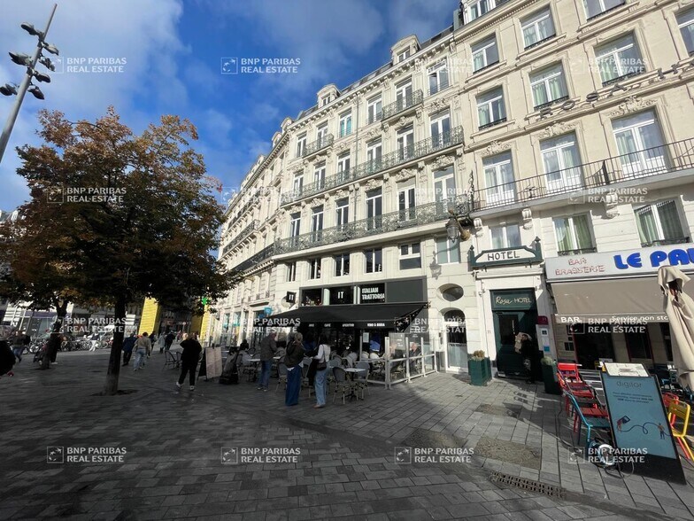 Office in Lille for lease - Building Photo - Image 2 of 12