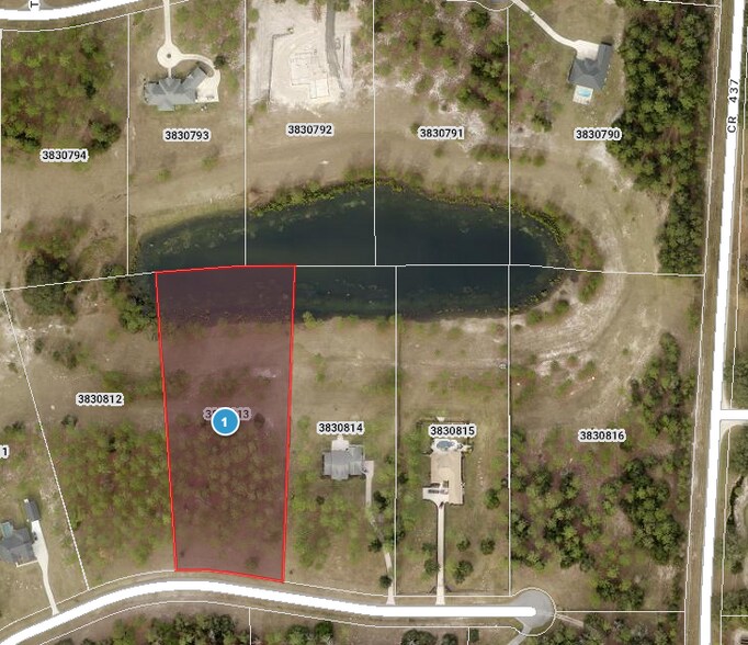 24135 Greenwood Xing, Eustis, FL à vendre - Photo du bâtiment - Image 2 de 2