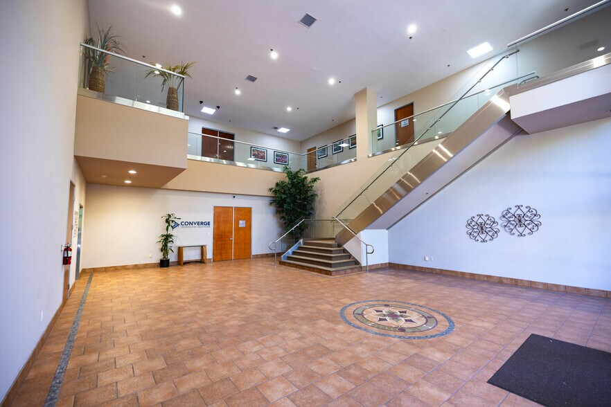 30077 Agoura Ct, Agoura Hills, CA à louer - Photo intérieure - Image 3 de 13