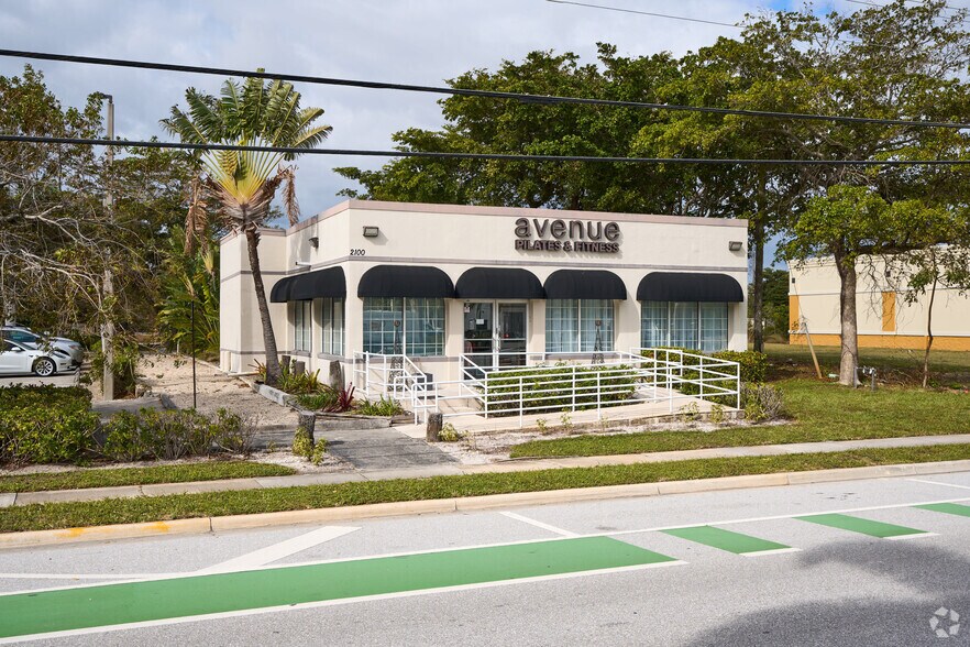 2100 N Federal Hwy, Delray Beach, FL à vendre - Photo du bâtiment - Image 2 de 19