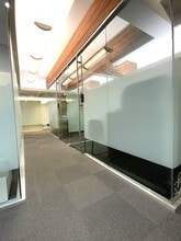 144 E 44th St, New York, NY for lease Interior Photo- Image 2 of 9