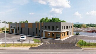 Plus de détails pour Local d'activités à louer