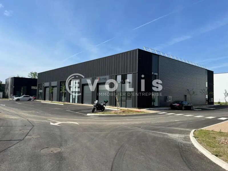 Flex dans Trévoux à louer Photo du bâtiment- Image 1 de 7