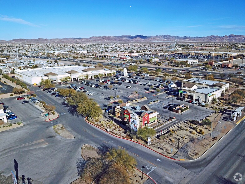 110 N Boulder Hwy, Henderson, NV à vendre - Aérien - Image 2 de 17
